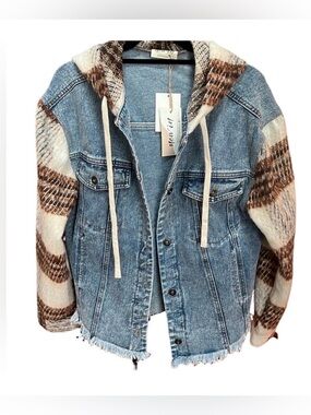 🍁 New Fall🍁Jean Jacket With Brown Cream Check Sleeves And Hoodie